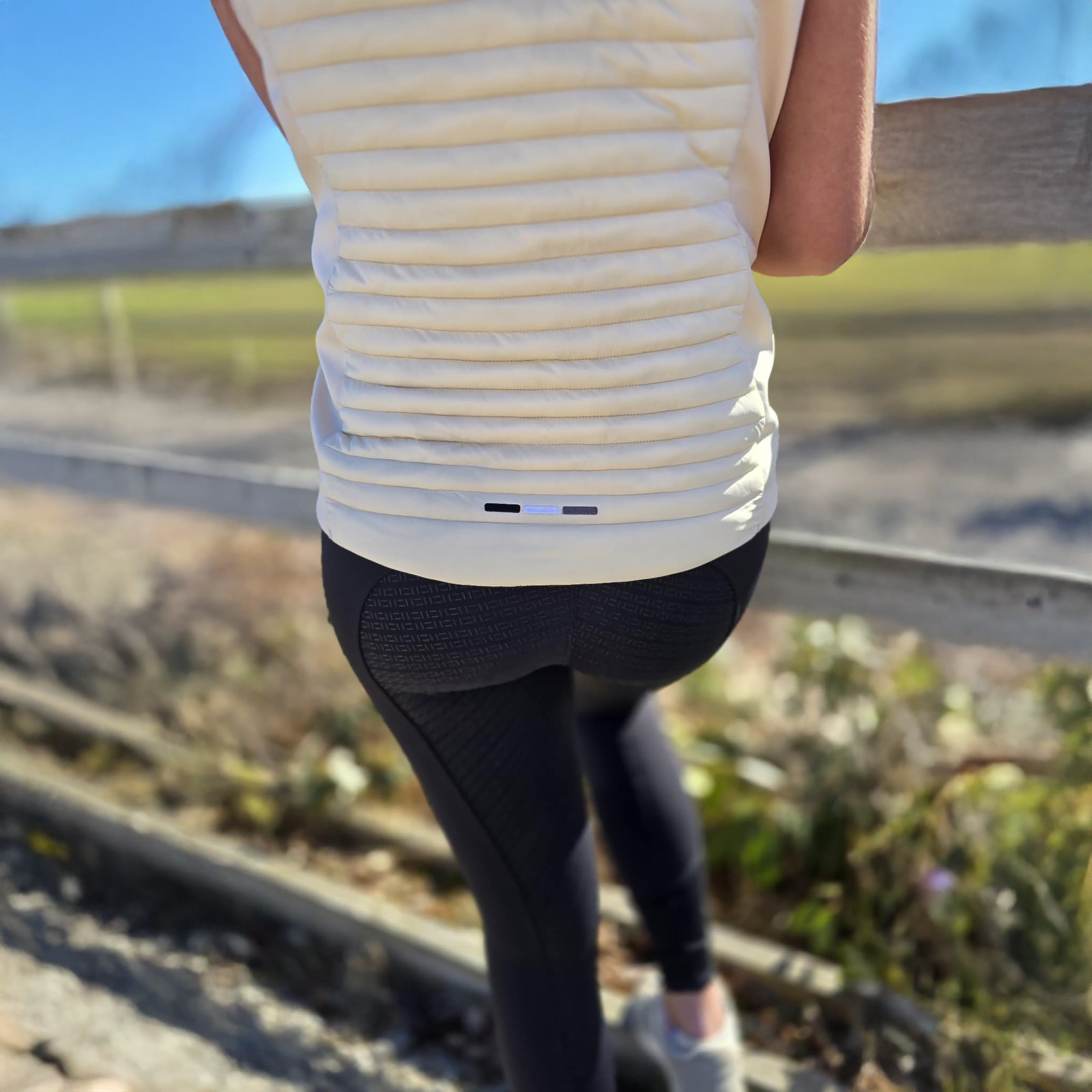 NATOMAS Softshell Quilted Bodywarmer Beige (Chreme Brulee)