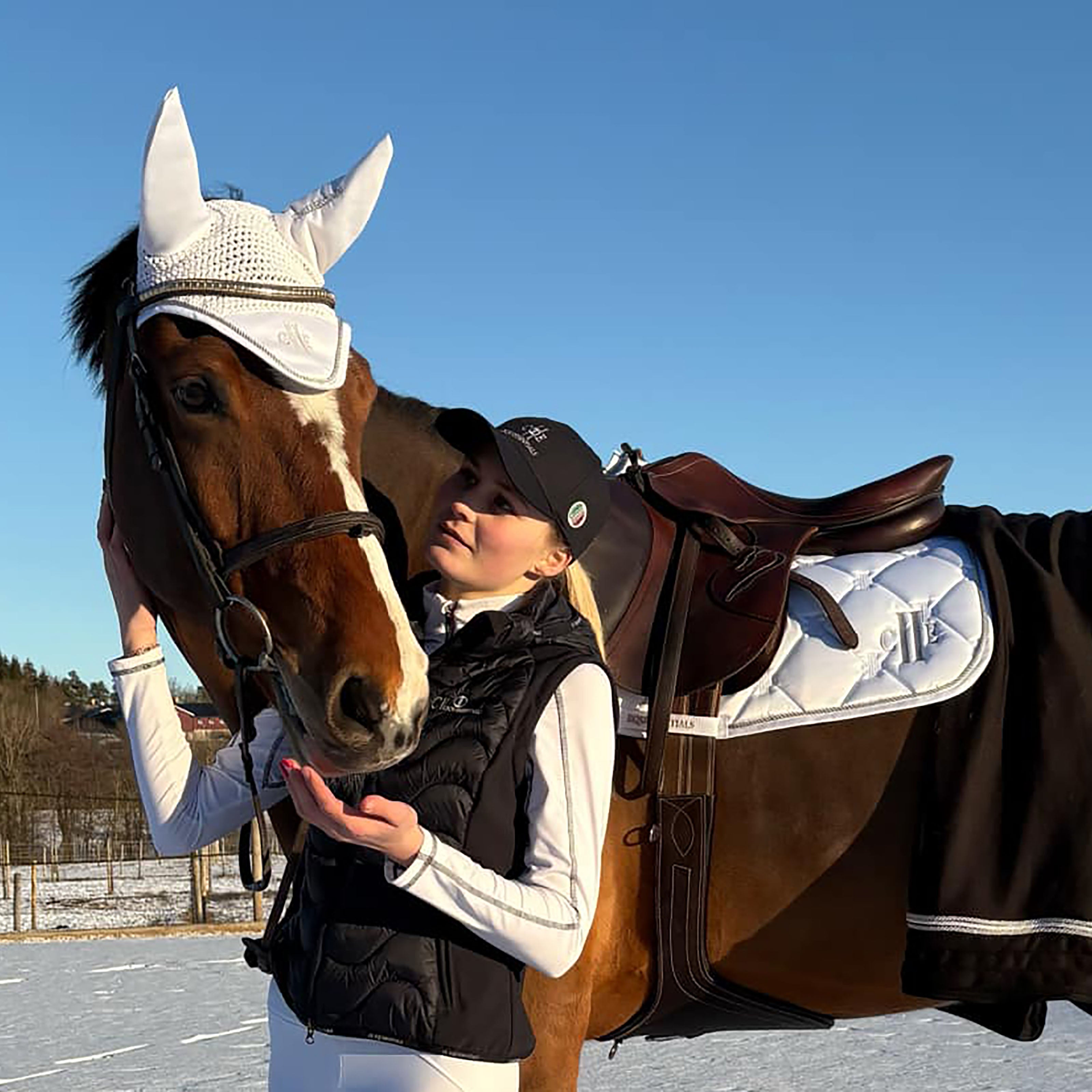 MADERA Satin Flyhat White (Optical White)