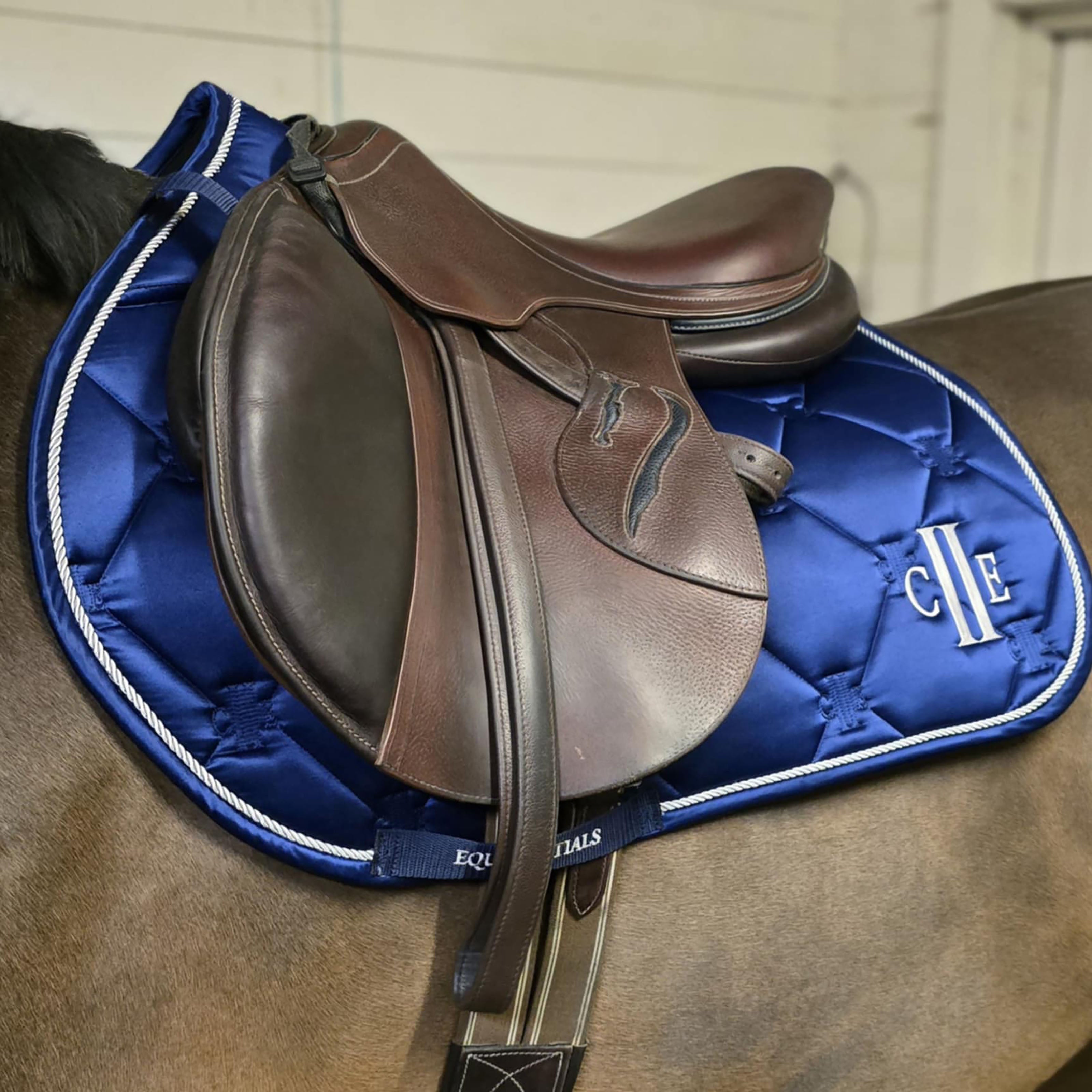 SIMI VALLEY Jumping Satin Saddlepad Italy Blue (Sky diver)