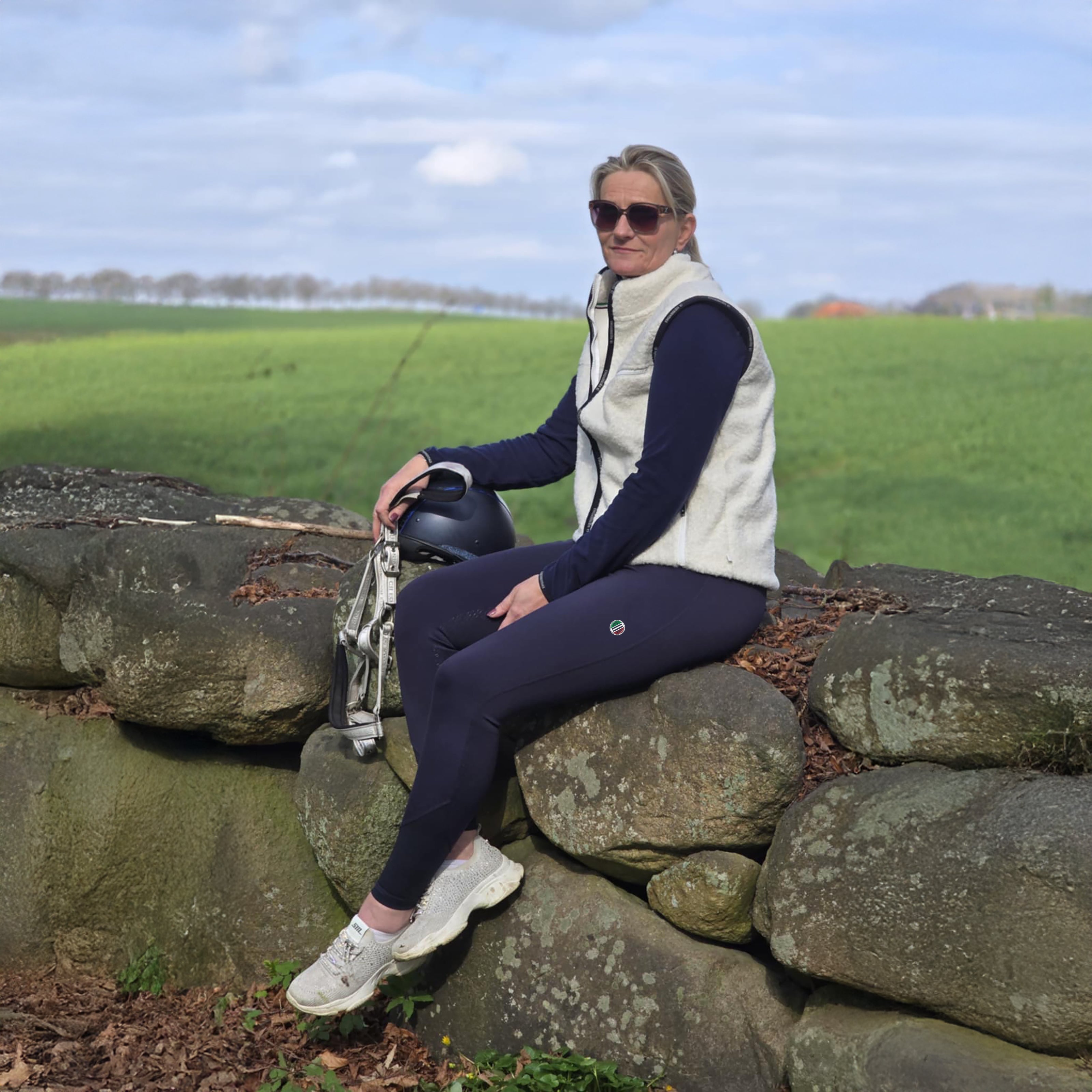 ELK GROVE Sherpa Fleece Vest Offwhite (Snow White)