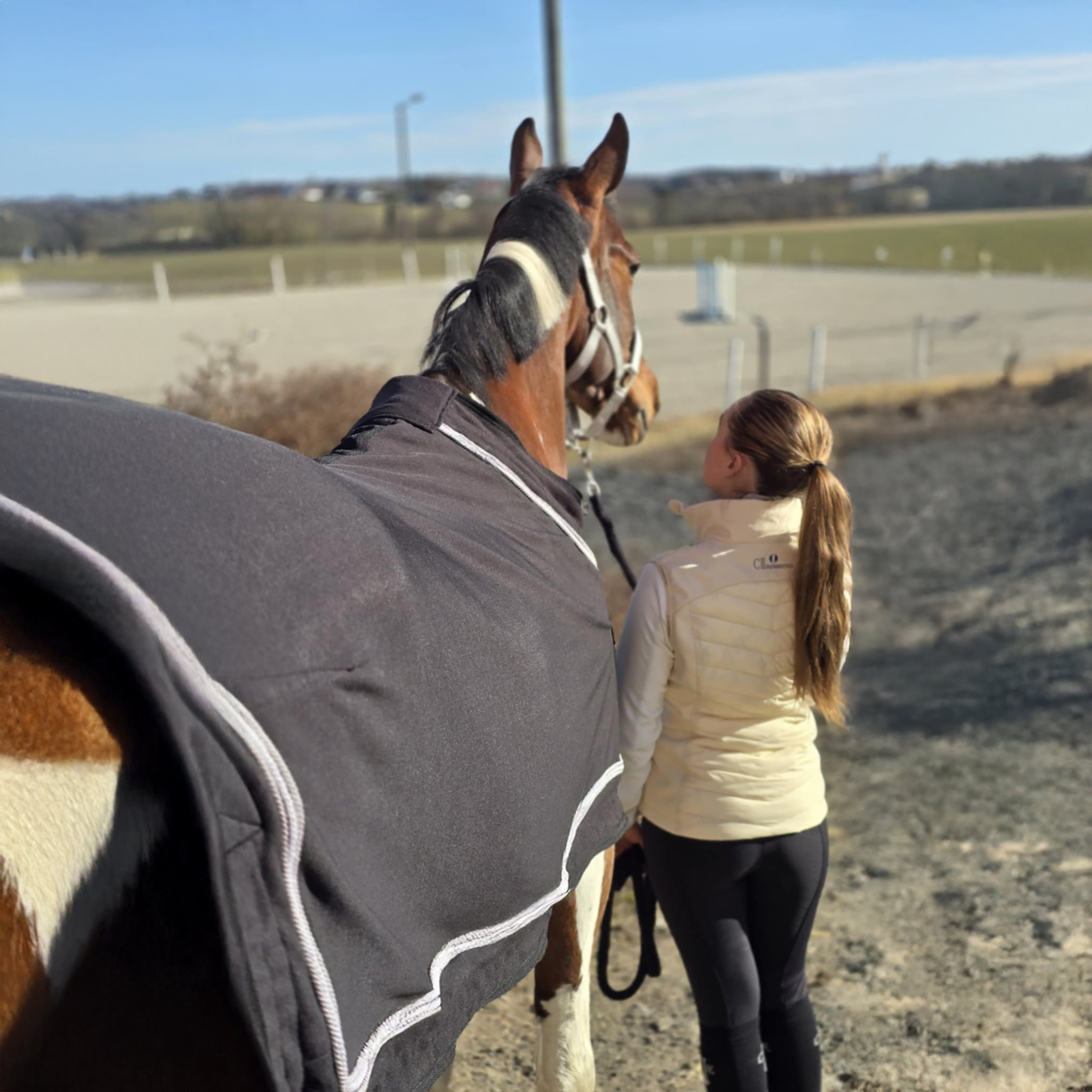 BURBANK Quilted Bodywarmer Beige (Chreme Brulee)