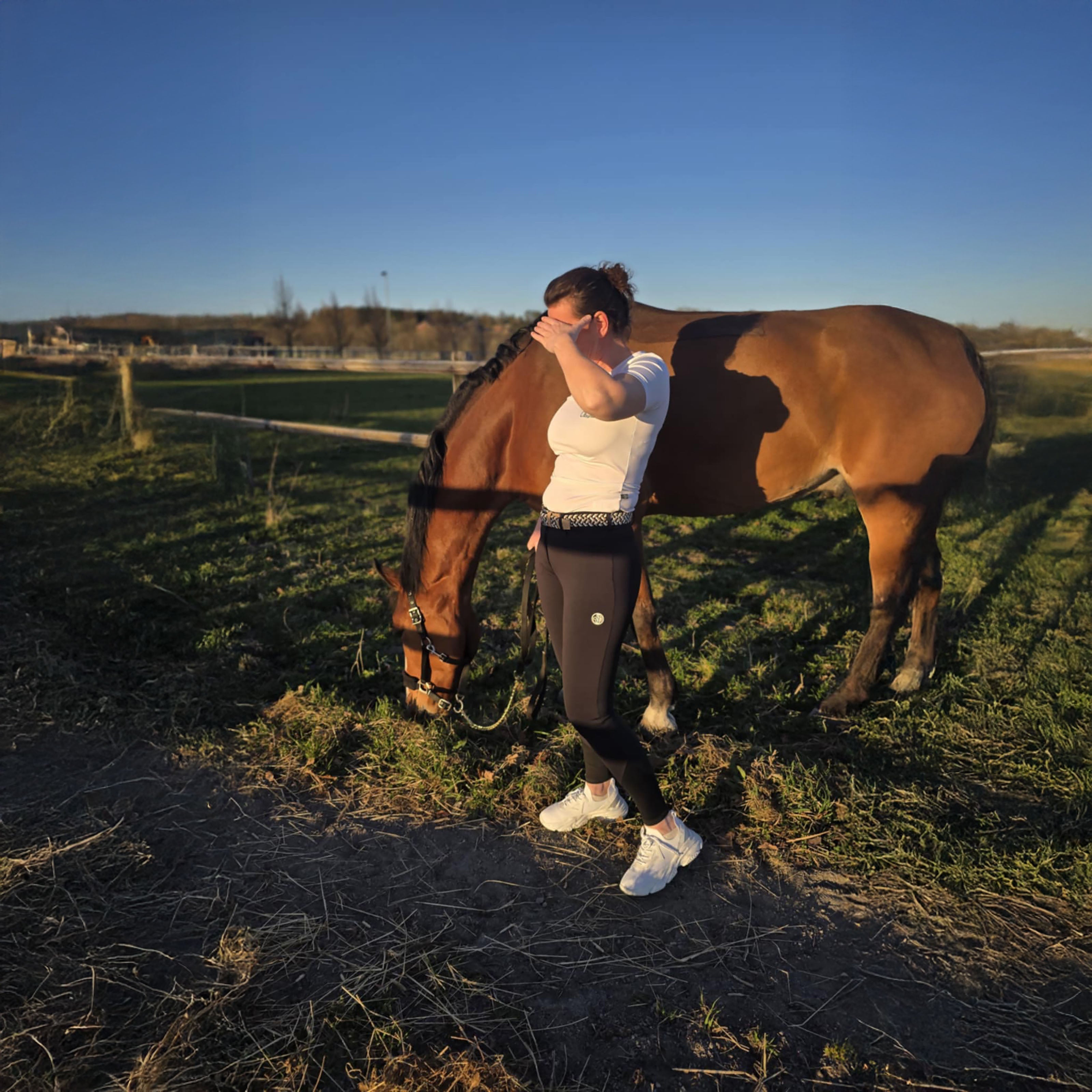 FRESNO COLOR Ladies Kneegrip Breeches Black (Jet Black)