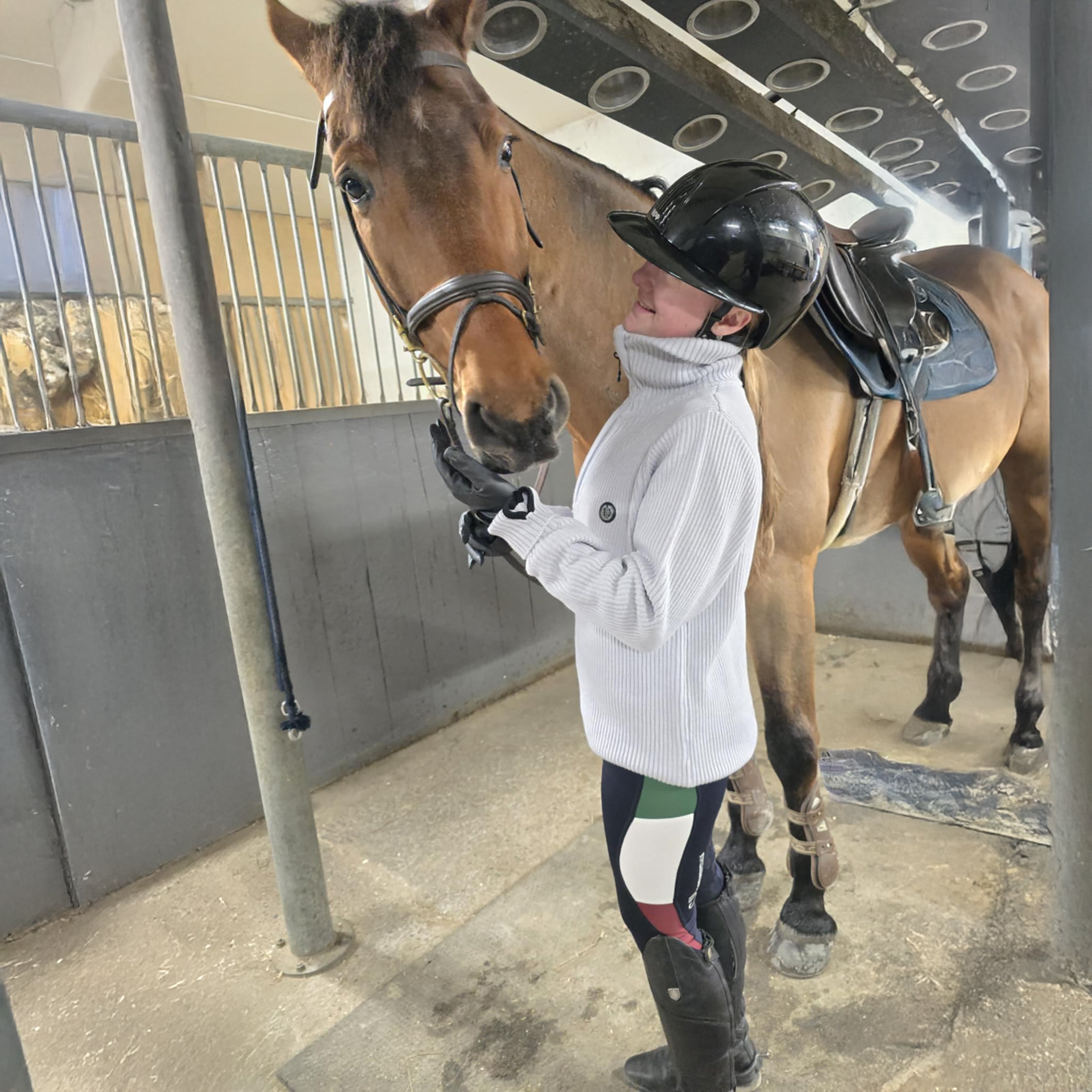 GLENDALE Ladies Fullgrip Compression Thights Black (Jet Black)