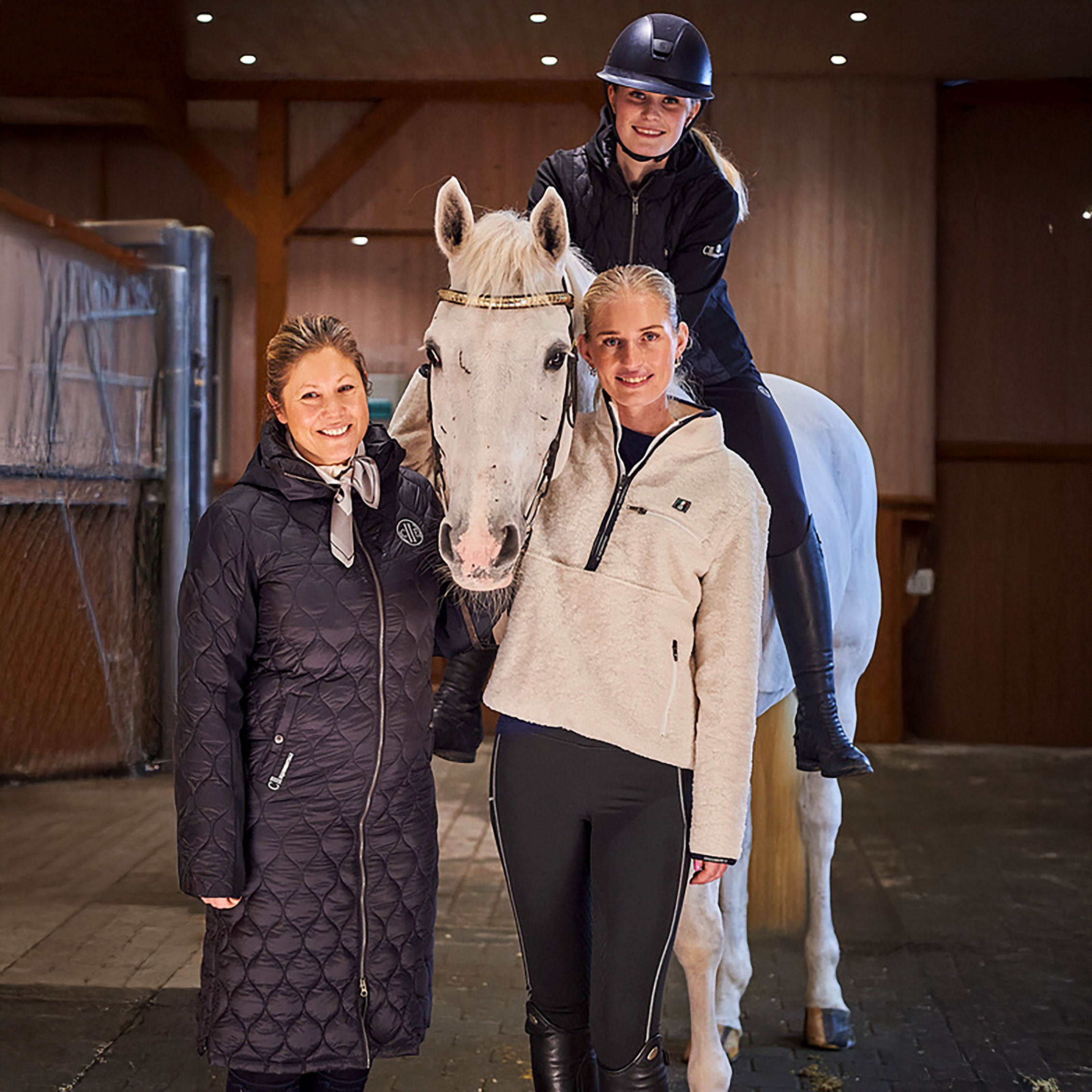 GUADALUPE  Ladies Fullgrip Thights Black (Jet Black)